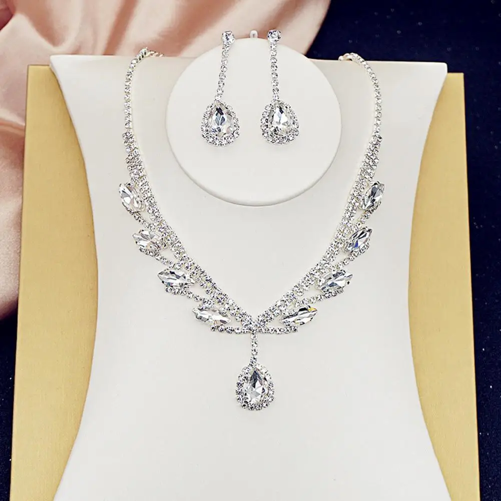 Женский 1 комплект модных блестящих ювелирных изделий с гальваническим покрытием, женское свадебное ожерелье, серьги овальной формы для вечеринок