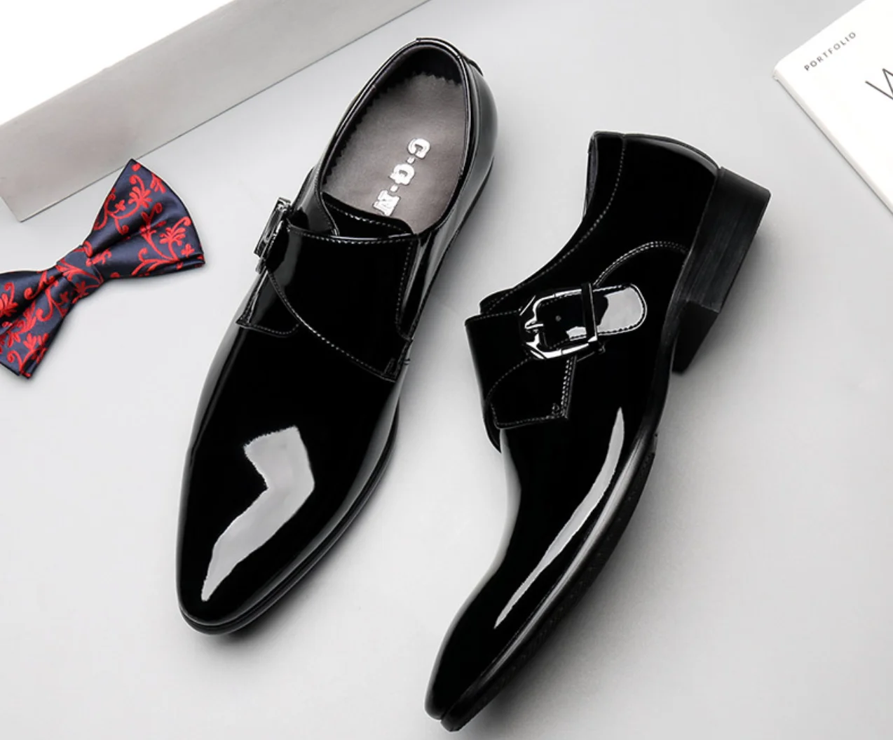 Корейская версия кожаных туфель для мужчин, модные мужские туфли из лакированной кожи с заострением, яркие кожаные деловые туфли, костюм br