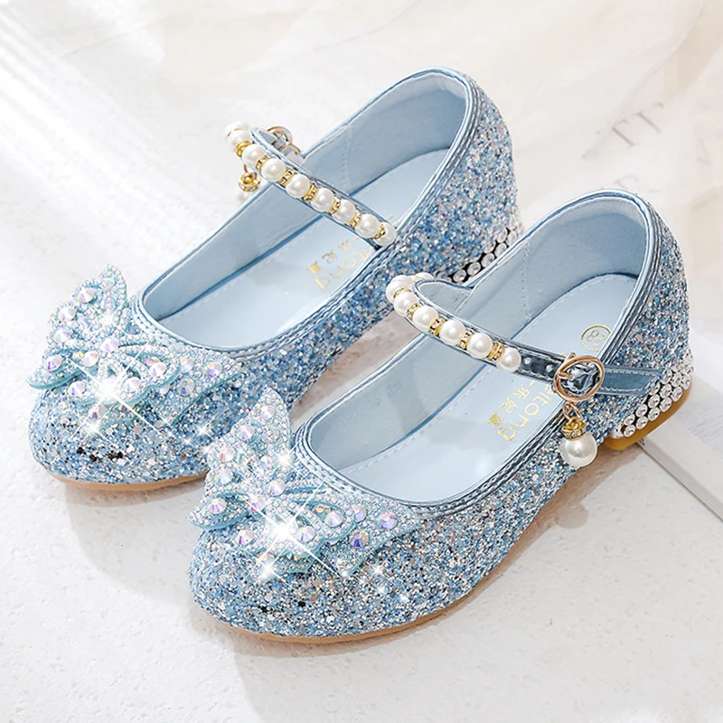 Обувь Принцессы для девочек; Новинка 2023 года; Весенние Детские Кожаные туфли на высоком каблуке Для девочек с украшением в виде кристаллов; Модная Детская Повседневная обувь С бабочками